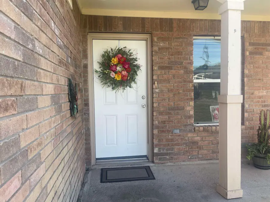 704 Claremont Parkway, Marble Falls, TX 78654 - #2