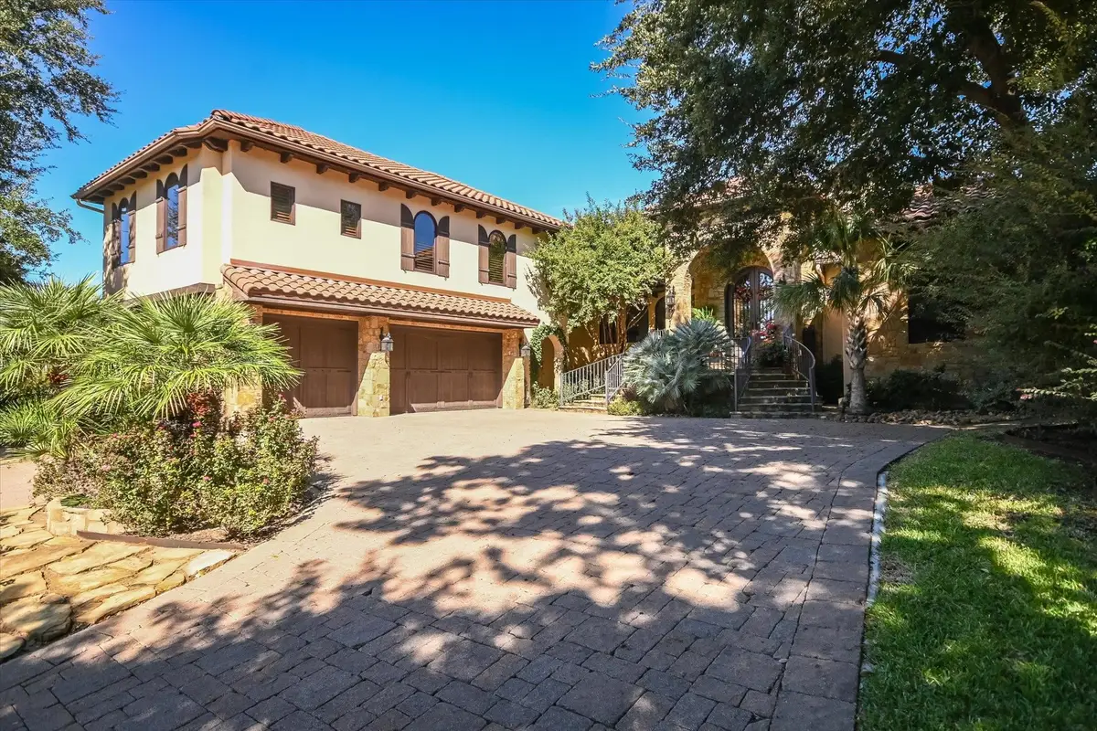 120 Applehead Island Dr., Horseshoe Bay, TX 78657 - #1