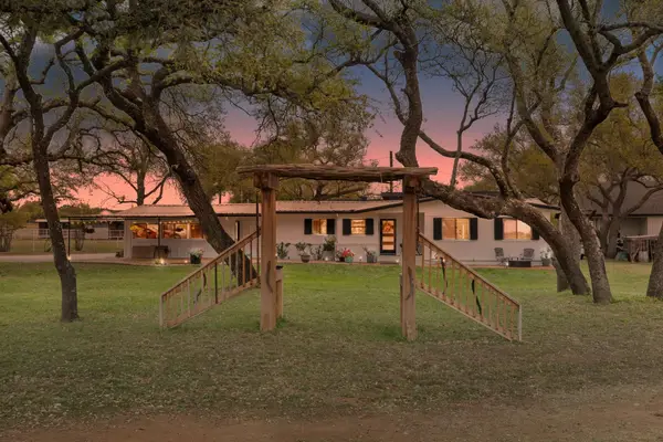 639 E Highway 71, Llano, TX 78643