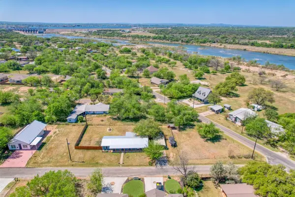 874 Pine Lane, Cottonwood Shores, TX 78657