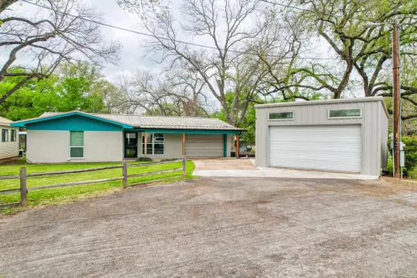 607 Thurman Circle, Kingsland, TX 78639