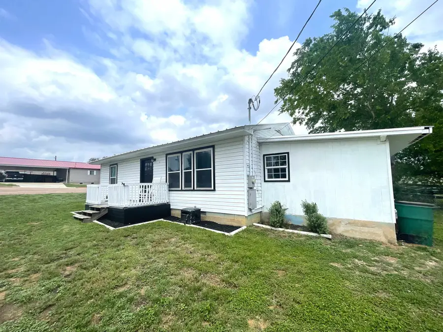 1101 E College, Llano, TX 78643 - #2