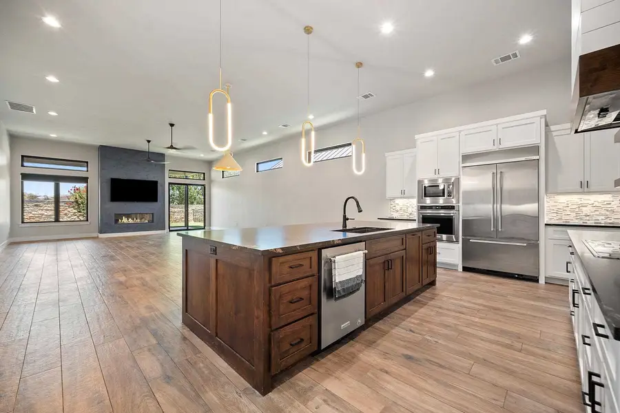 2508 Diagonal, Horseshoe Bay, TX 78657 - #2