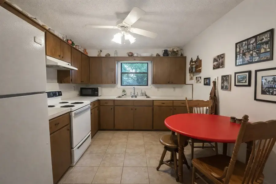 1208 Olive Street, Llano, TX 78643 - #2