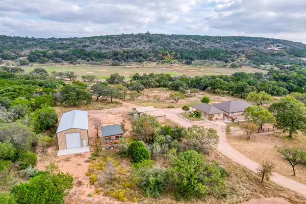 395 Lehne Loop, Buchanan Dam, TX 78609