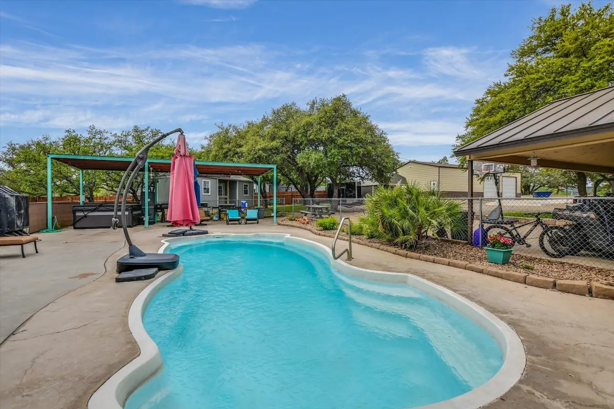 800 Texas Avenue, Kingsland, TX 78639 - #1