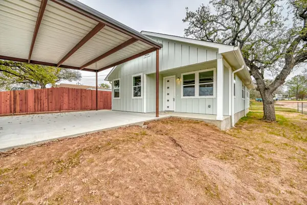 1915 Willow Street, Kingsland, TX 78639