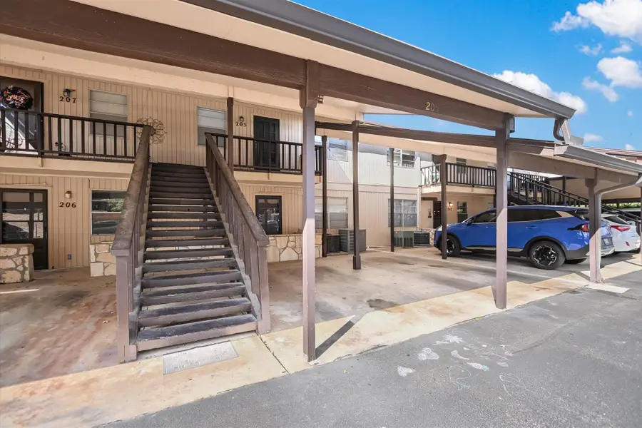 1210 Hi Stirrup #205, Horseshoe Bay, TX 78657 - #2