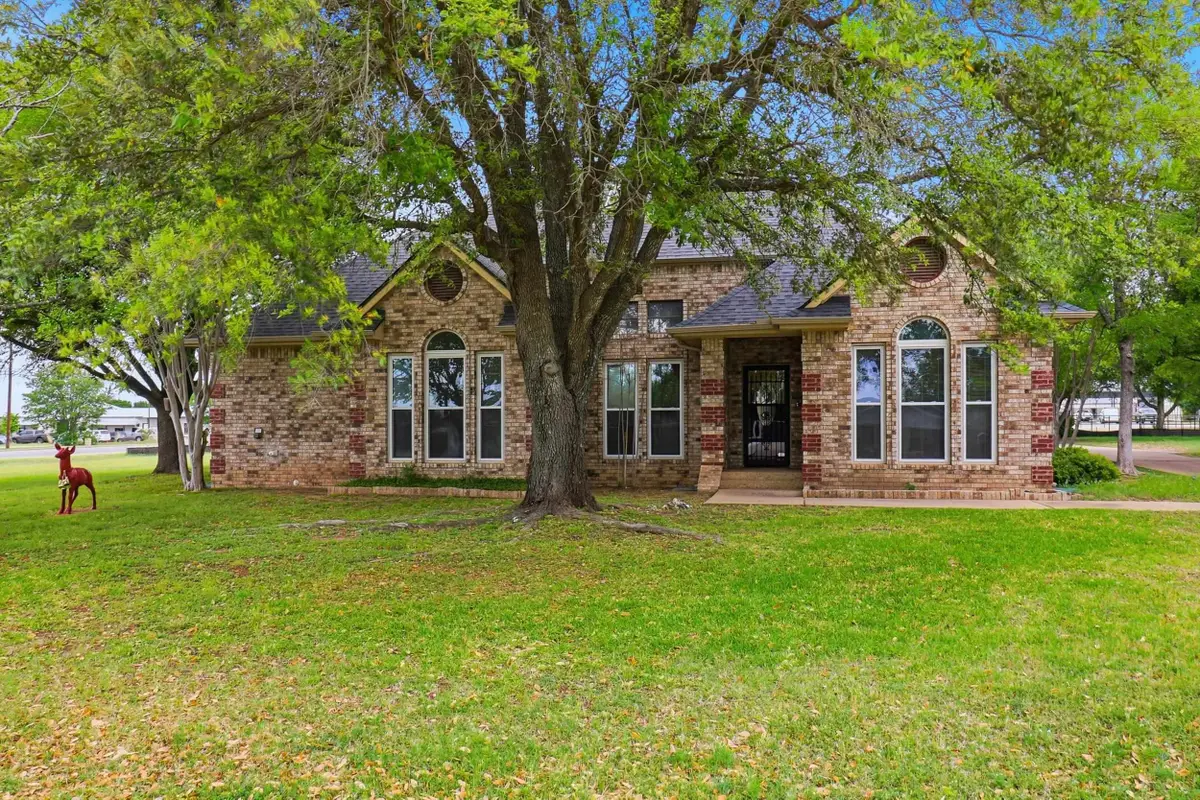 907 Sherman Dr., Marble Falls, TX 78654 - #1