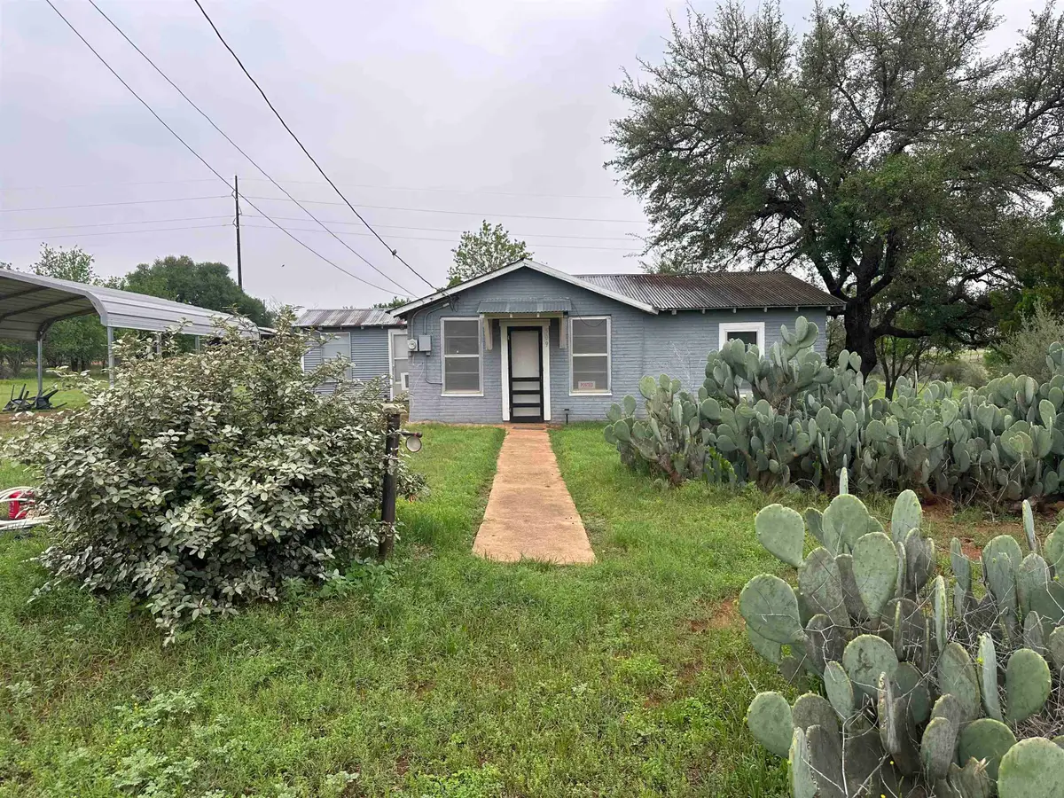 509 E Austin, Llano, TX 78643 - #1