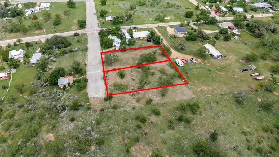 504 Vernon Avenue, Llano, TX 78643 - #2