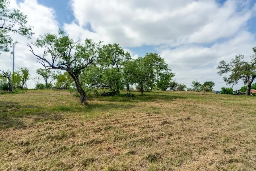 504 Vernon Avenue, Llano, TX 78643 - #3