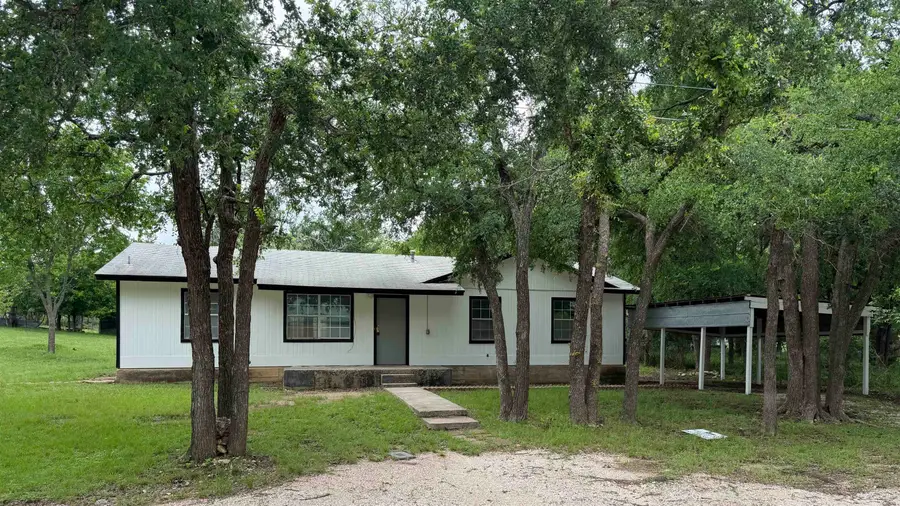 408 N Spring Street, Lampasas, TX 76550 - #2