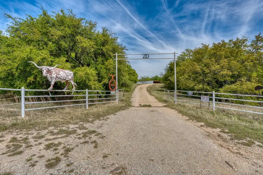 2145 Fm 922, Forestburg, TX 76239 - #2