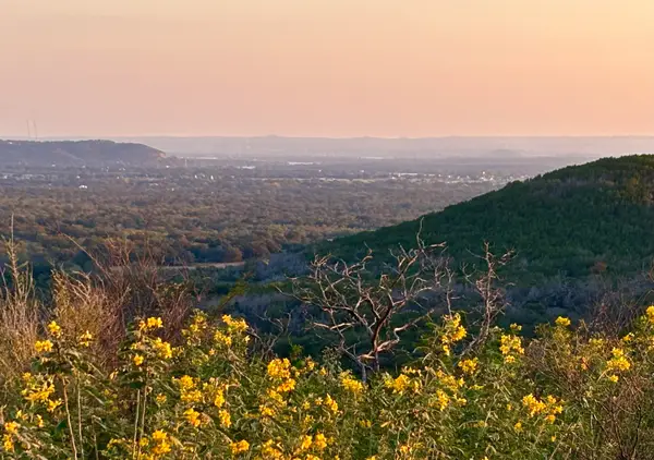 1056 Escalar Drive, Kingsland, TX 78639