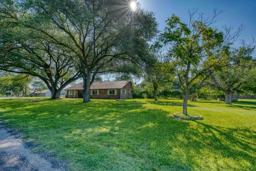 300 Redbird Street, Highland Haven, TX 78654 - #3
