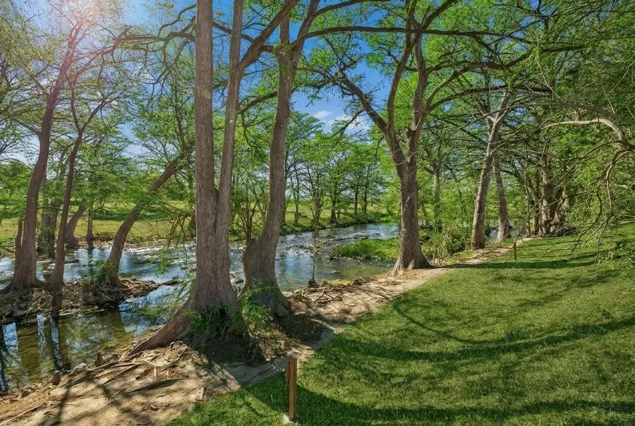 730 E Mather Street, New Braunfels, TX 78130 - #3