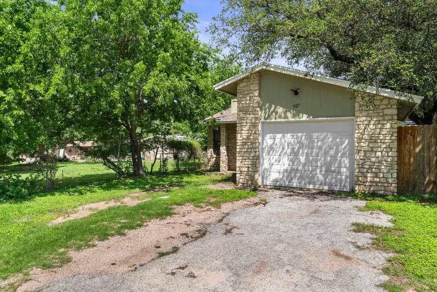 617 Aspen, Cottonwood Shores, TX 78657 - #3