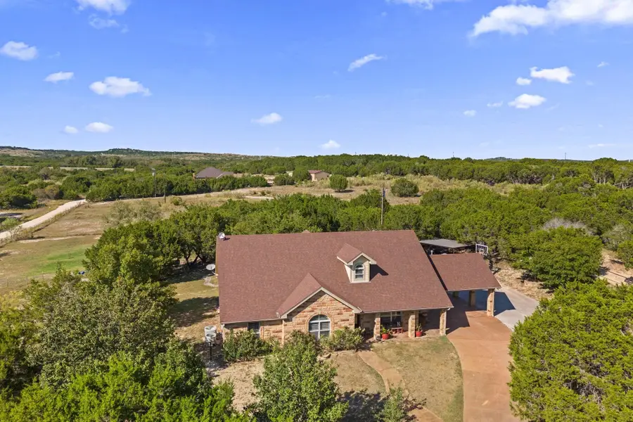 2804 County Road 1045, Lampasas, TX 76550 - #2