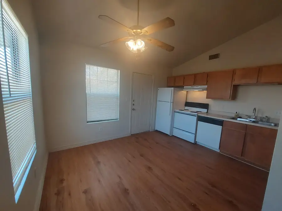 1705 Johnson, Marble Falls, TX 78654 - #3