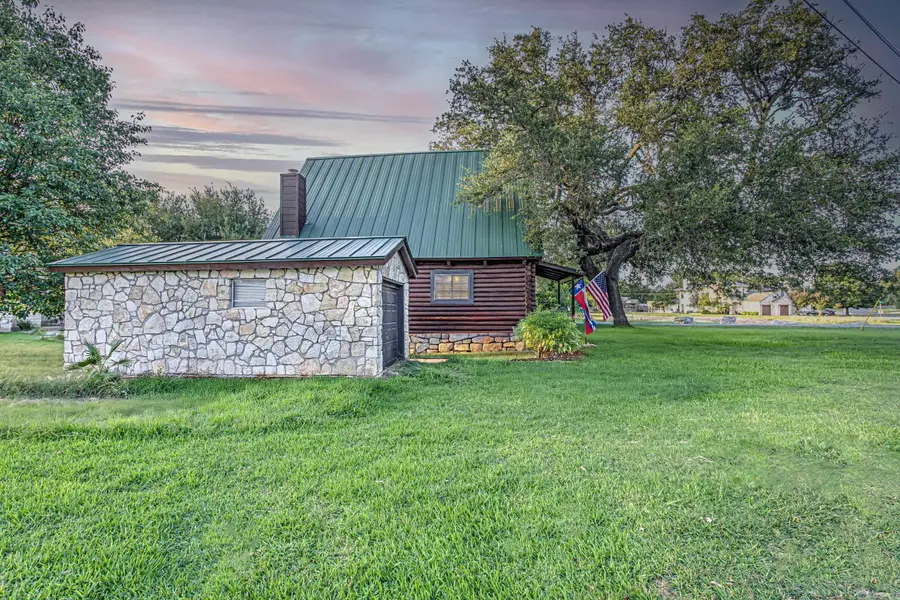 401 Lake Point Drive, Horseshoe Bay, TX 78657 - #3