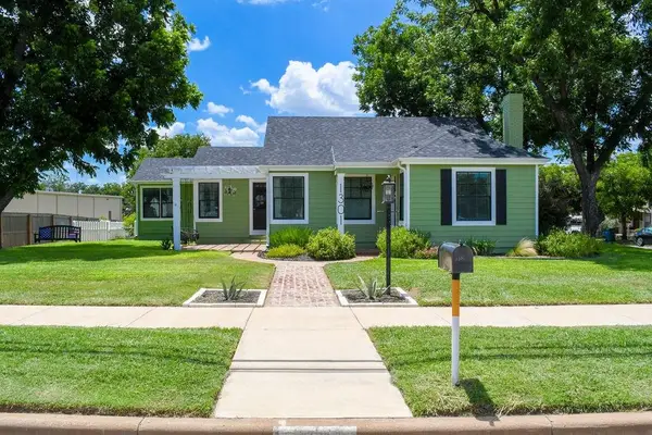 1301 Ford Street, Llano, TX 78643