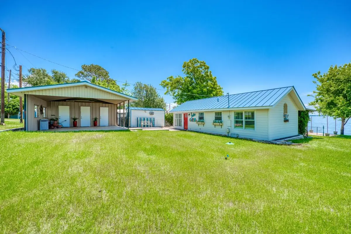 809 Lakeshore Loop, Tow, TX 78672 - #1