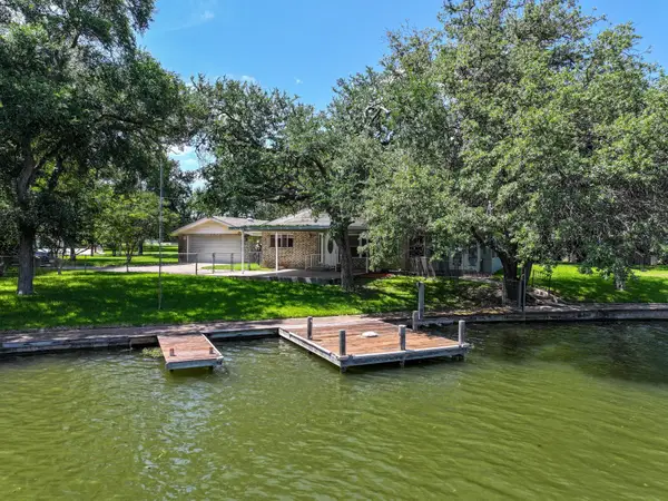 501 Oleander Dr, Marble Falls, TX 78654