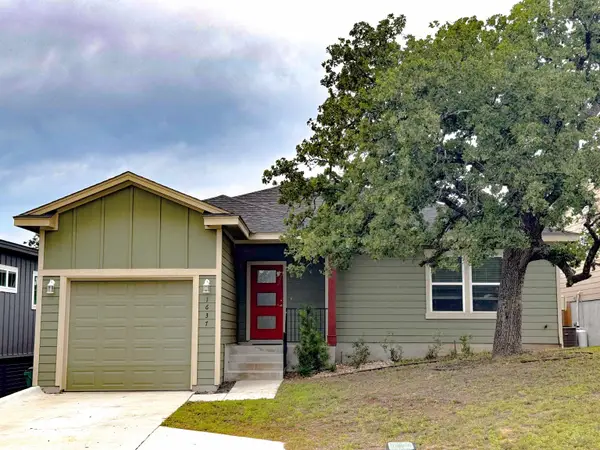 1637 Packsaddle Trail, Kingsland, TX 78639