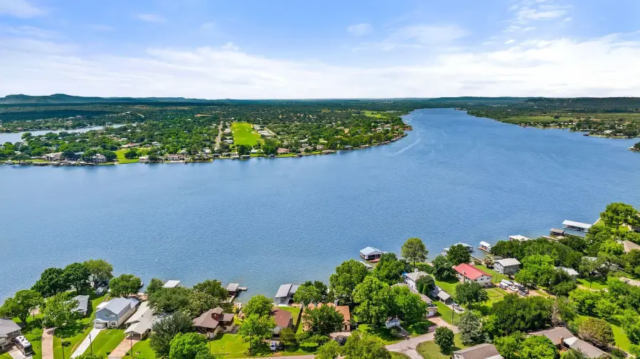 402 South Shorewood, Granite Shoals, TX 78654 - #3