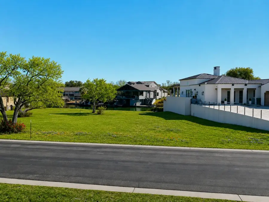 2811 Faultline Dr., Horseshoe Bay, TX 78657 - #3
