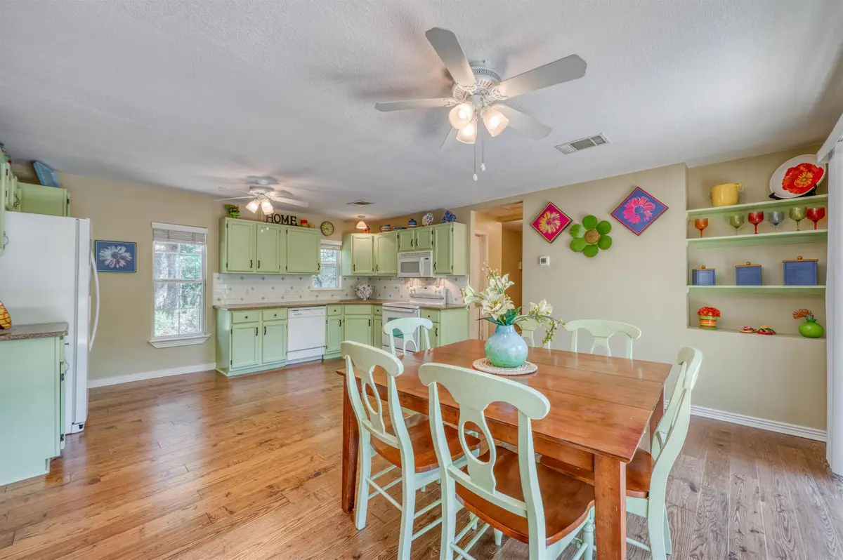 113 Red Bird, Kingsland, TX 78639-9999 - #1