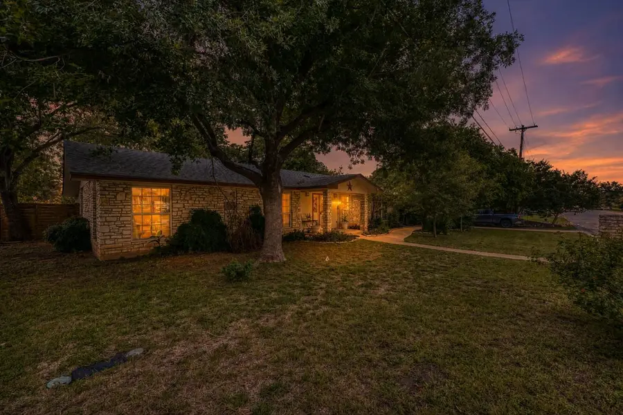 301 6th Street, Marble Falls, TX 78654 - #3