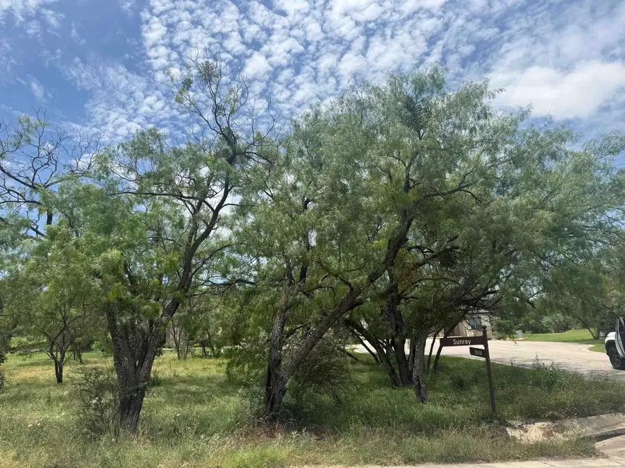 LT W22026 Sun Ray/little Bit, Horseshoe Bay, TX 78657 - #2