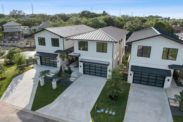 701-B Hi Circle North Drive, Horseshoe Bay, TX 78657-0000