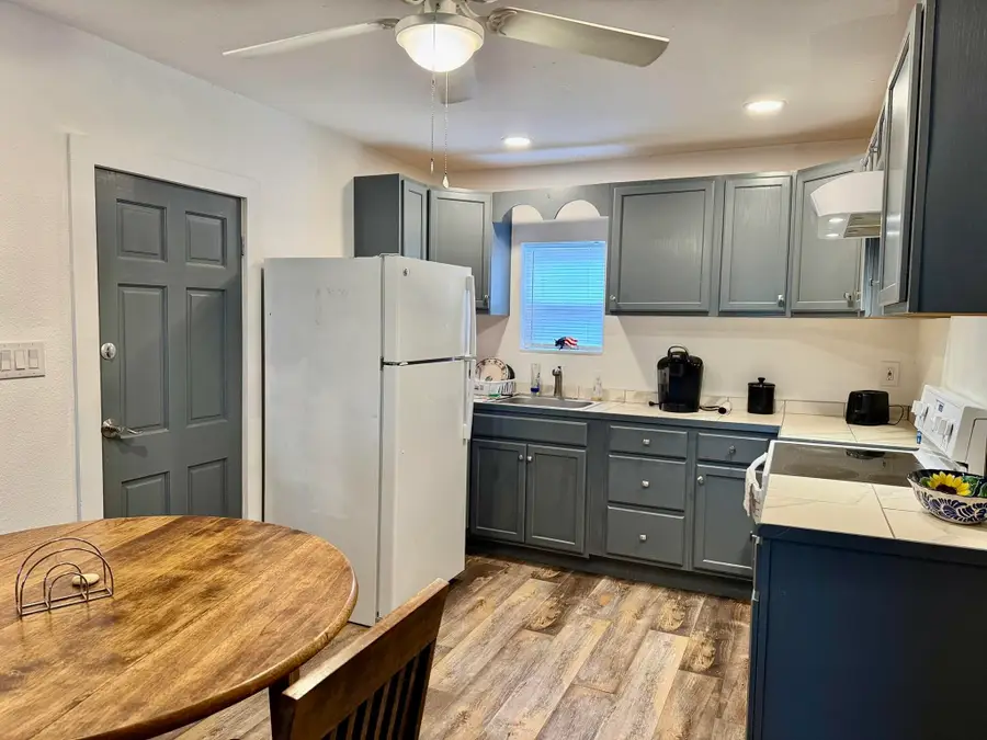 103 W Hamilton, Llano, TX 78643 - #3