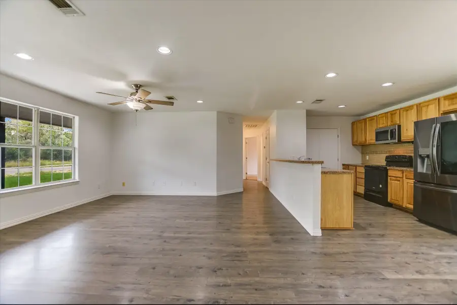 114 E Maple Drive, Granite Shoals, TX 78654 - #2