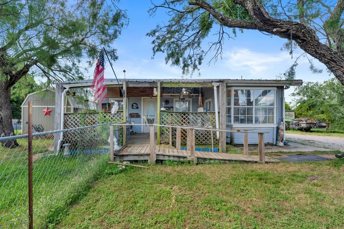 813 Odessa Street, Kingsland, TX 78639 - #1