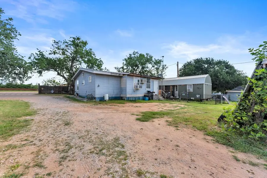813 Odessa Street, Kingsland, TX 78639 - #3