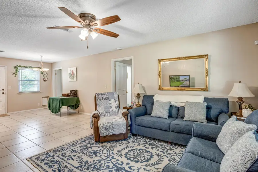 1113 Ash Dr, Marble Falls, TX 78654 - #3