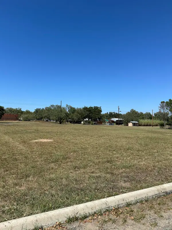 203 Post Oak, Llano, TX 78643