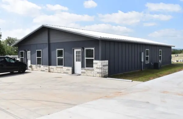 313 Timberidge Dr, Kingsland, TX 78639