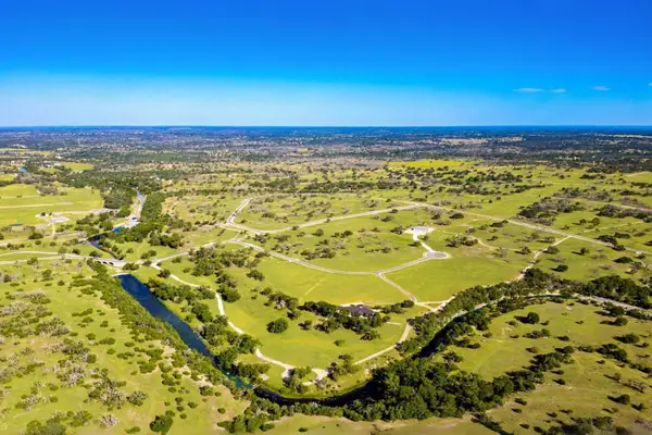 170 Goose Landing Way, Harper, TX 78631