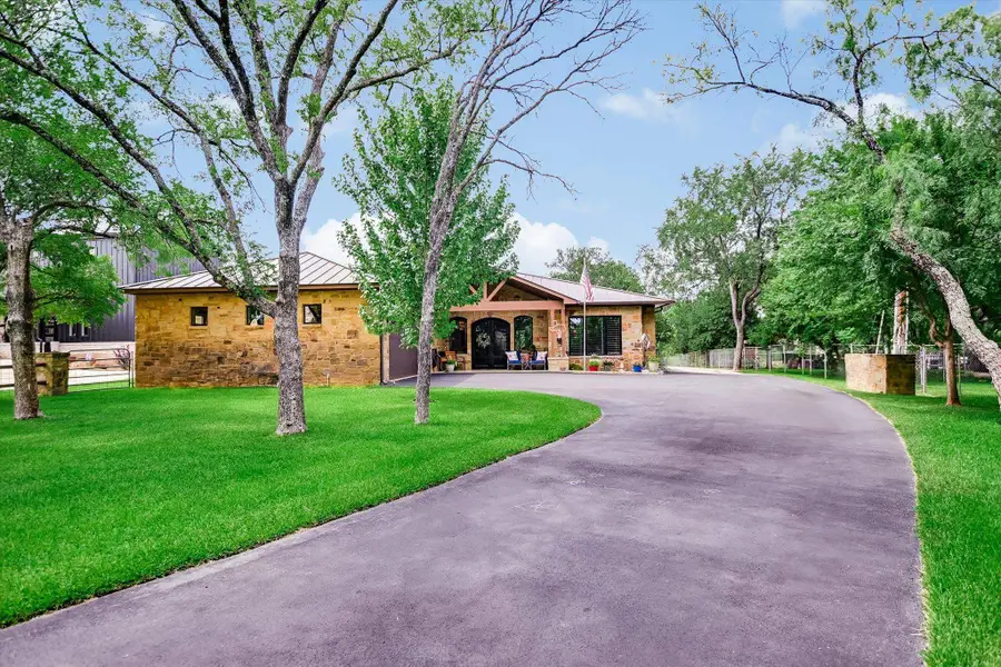 3114 A Oak Ridge Dr, Horseshoe Bay, TX 78657 - #3