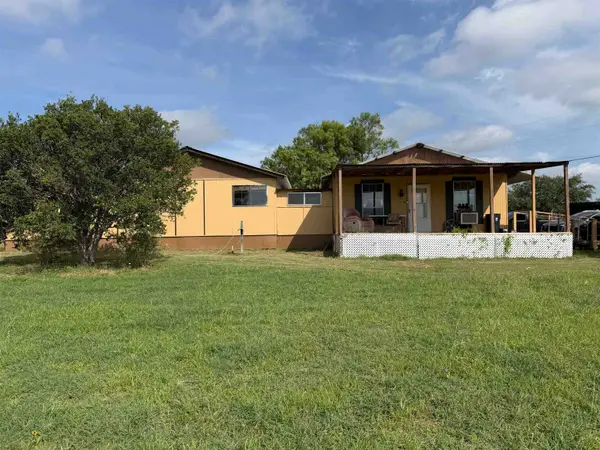 206 Thurman Loop, Llano, TX 78643