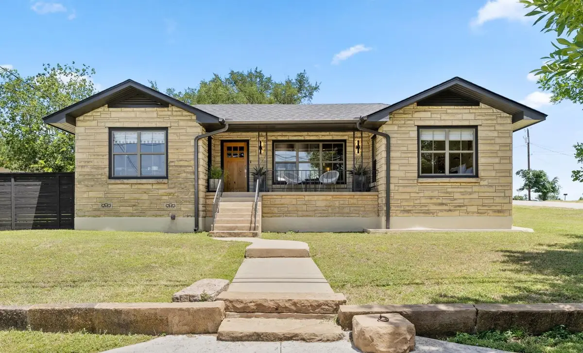 501 Avenue E, Marble Falls, TX 78654 - #1