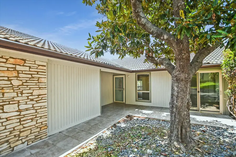 104 S Big Spur #13, Horseshoe Bay, TX 78657 - #3
