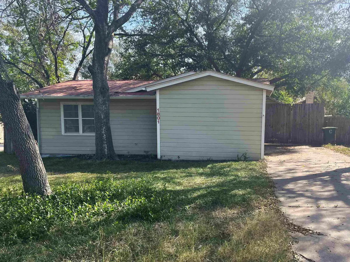1801 W Commerce Street, San Saba, TX 76877 - #1