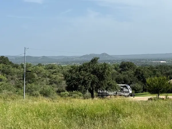 809 E Houston, Llano, TX 78643