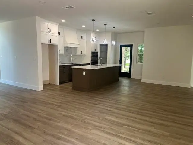 804 Hi Circle W, Horseshoe Bay, TX 78657 - #2